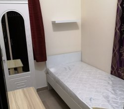 متاح بارتشن بشباك لفرد واحد غير مدخن بعجمان الجرف الحميدية